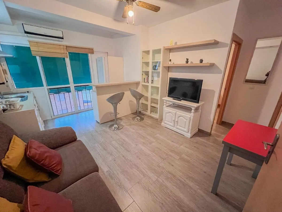 Bonito Apartamento Cerca Del Puerto 马拉加